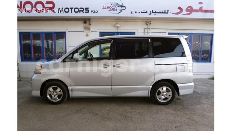 Big with watermark toyota voxy agadez import dubai 6305