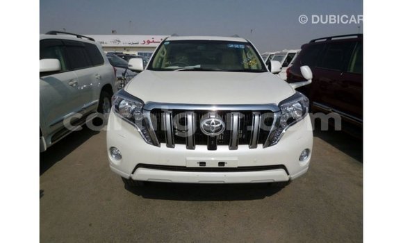 اشتري Imported Toyota Prado White سيارة في Import - Dubai في أغاديز اشتري Imported Toyota Prado White سيارة في Import - Dubai في أغاديز