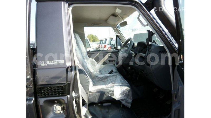 Big with watermark toyota land cruiser agadez import dubai 6312