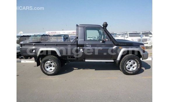 Acheter Import Utilitaire Toyota Land Cruiser Autre à Import - Dubai, Agadez Acheter Import Utilitaire Toyota Land Cruiser Autre à Import - Dubai, Agadez