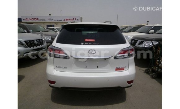 اشتري Imported Lexus RX 350 White سيارة في Import - Dubai في أغاديز اشتري Imported Lexus RX 350 White سيارة في Import - Dubai في أغاديز