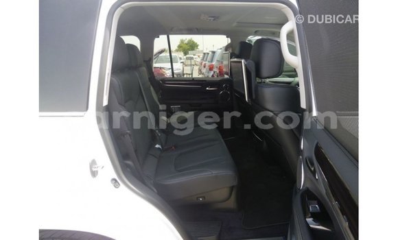 Buy Import Lexus LX White Car in Import - Dubai in Agadez Buy Import Lexus LX White Car in Import - Dubai in Agadez