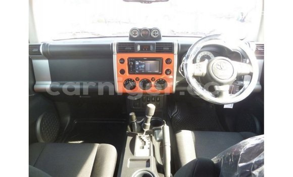 Acheter Import Voiture Toyota FJ Cruiser Autre à Import - Dubai, Agadez Acheter Import Voiture Toyota FJ Cruiser Autre à Import - Dubai, Agadez