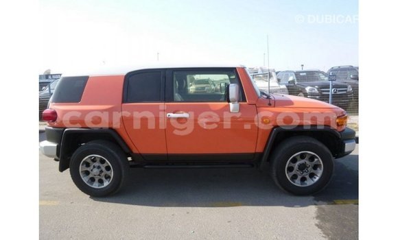 Acheter Import Voiture Toyota FJ Cruiser Autre à Import - Dubai, Agadez Acheter Import Voiture Toyota FJ Cruiser Autre à Import - Dubai, Agadez