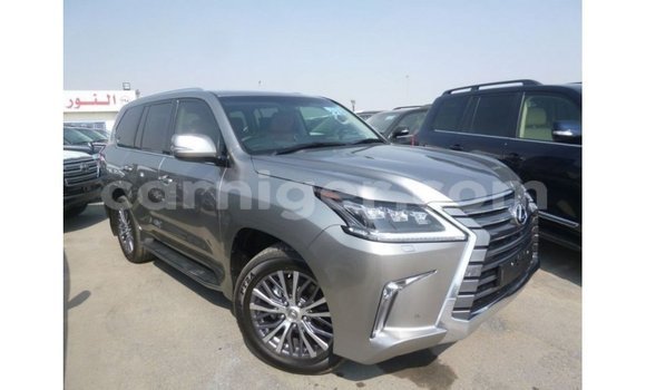 Acheter Import Voiture Lexus LX Autre à Import - Dubai, Agadez Acheter Import Voiture Lexus LX Autre à Import - Dubai, Agadez