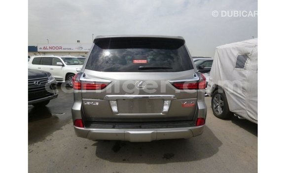 Sayi Imported Lexus LX Other Mota in Import - Dubai a Agadez Sayi Imported Lexus LX Other Mota in Import - Dubai a Agadez