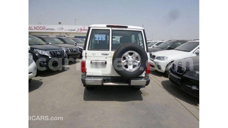 Big with watermark toyota land cruiser agadez import dubai 6321