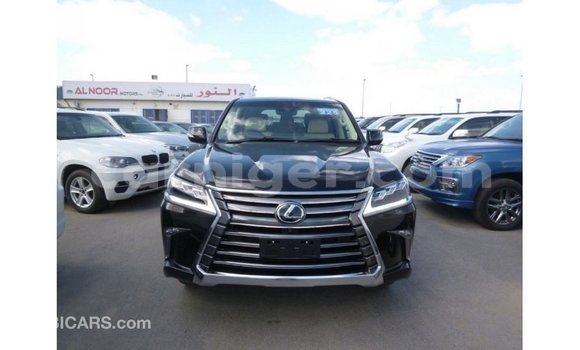 Acheter Import Voiture Lexus LX Noir à Import - Dubai, Agadez Acheter Import Voiture Lexus LX Noir à Import - Dubai, Agadez