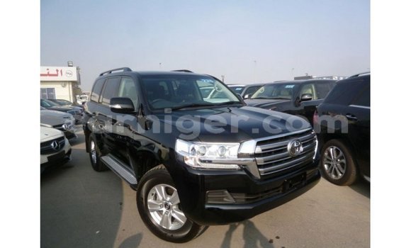 Sayi Imported Toyota Land Cruiser Black Babbar mota in Import - Dubai a Agadez Sayi Imported Toyota Land Cruiser Black Babbar mota in Import - Dubai a Agadez