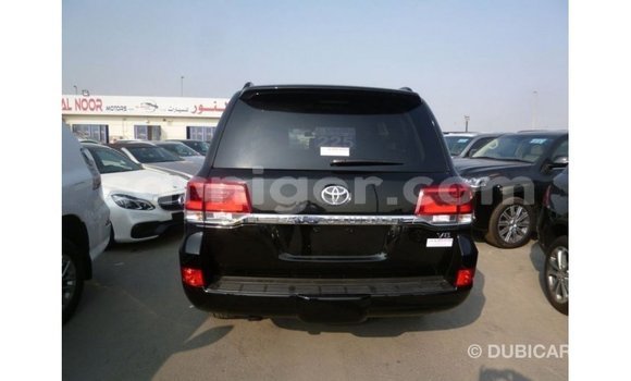 Sayi Imported Toyota Land Cruiser Black Babbar mota in Import - Dubai a Agadez Sayi Imported Toyota Land Cruiser Black Babbar mota in Import - Dubai a Agadez