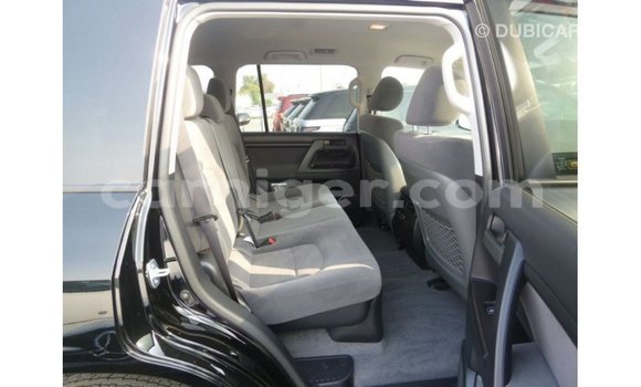 Sayi Imported Toyota Land Cruiser Black Babbar mota in Import - Dubai a Agadez Sayi Imported Toyota Land Cruiser Black Babbar mota in Import - Dubai a Agadez