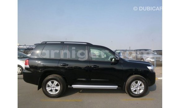 Sayi Imported Toyota Land Cruiser Black Babbar mota in Import - Dubai a Agadez Sayi Imported Toyota Land Cruiser Black Babbar mota in Import - Dubai a Agadez