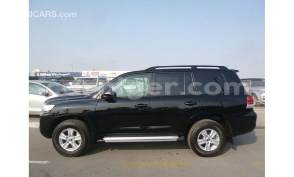 Sayi Imported Toyota Land Cruiser Black Babbar mota in Import - Dubai a Agadez Sayi Imported Toyota Land Cruiser Black Babbar mota in Import - Dubai a Agadez