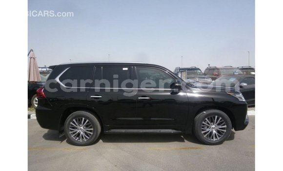 Sayi Imported Lexus LX Black Mota in Import - Dubai a Agadez Sayi Imported Lexus LX Black Mota in Import - Dubai a Agadez