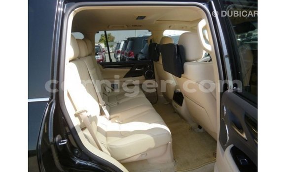 Sayi Imported Lexus LX Black Mota in Import - Dubai a Agadez Sayi Imported Lexus LX Black Mota in Import - Dubai a Agadez