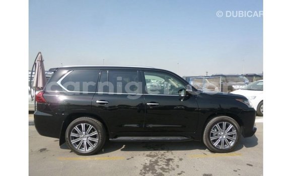 Sayi Imported Lexus LX Black Mota in Import - Dubai a Agadez Sayi Imported Lexus LX Black Mota in Import - Dubai a Agadez