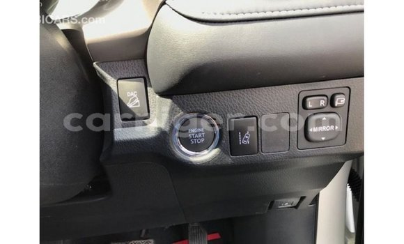 Buy Import Toyota Ade White Truck in Import - Dubai in Agadez Buy Import Toyota Ade White Truck in Import - Dubai in Agadez