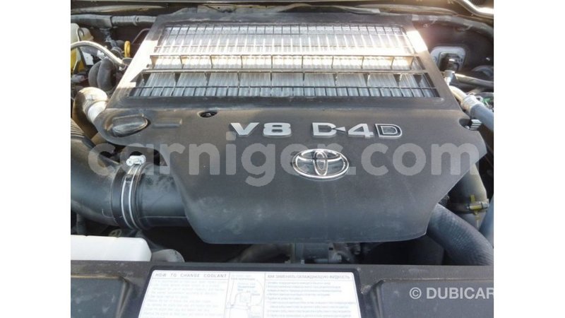 Big with watermark toyota land cruiser agadez import dubai 6329