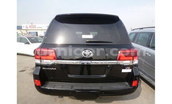 Sayi Imported Toyota Land Cruiser Black Babbar mota in Import - Dubai a Agadez Sayi Imported Toyota Land Cruiser Black Babbar mota in Import - Dubai a Agadez