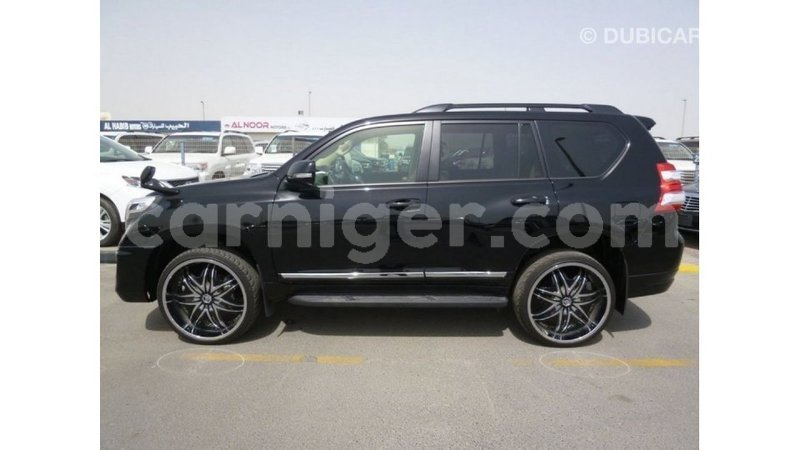 Big with watermark toyota prado agadez import dubai 6333