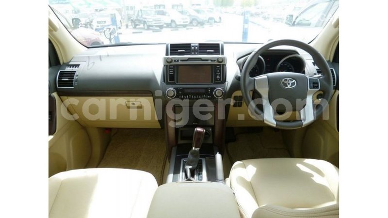 Big with watermark toyota prado agadez import dubai 6333