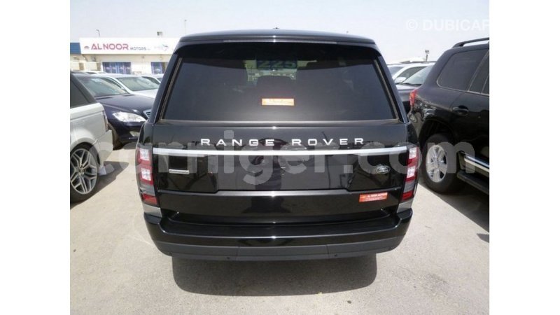 Big with watermark land rover range rover agadez import dubai 6334