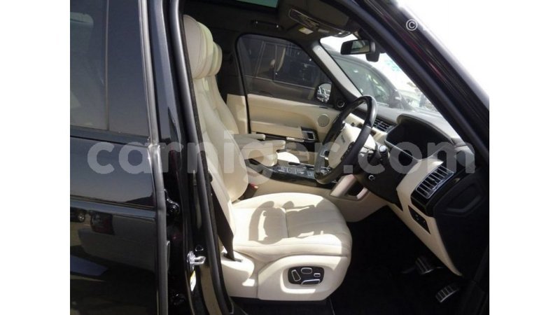 Big with watermark land rover range rover agadez import dubai 6334