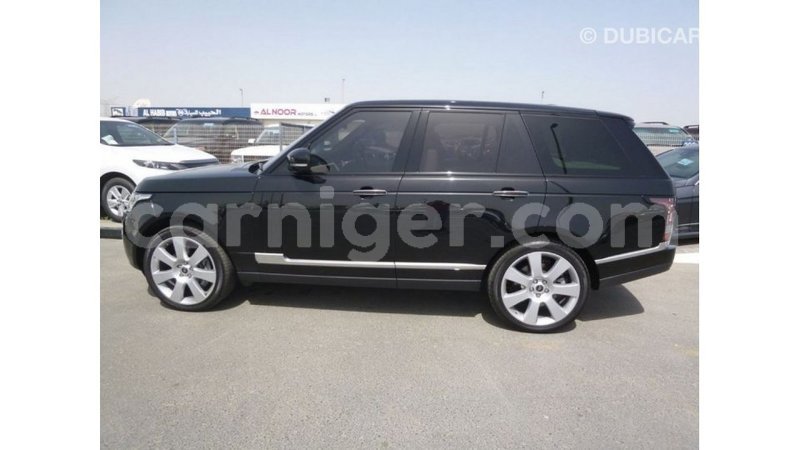 Big with watermark land rover range rover agadez import dubai 6334