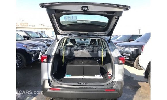 Acheter Import Utilitaire Toyota Ade Autre à Import - Dubai, Agadez Acheter Import Utilitaire Toyota Ade Autre à Import - Dubai, Agadez