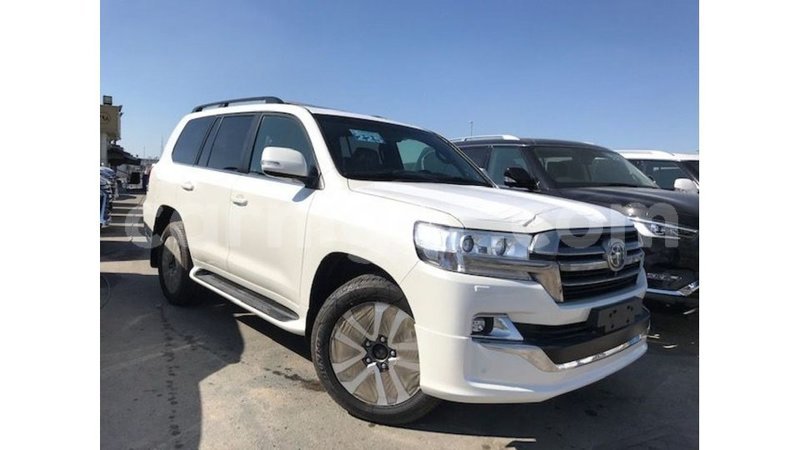 Big with watermark toyota land cruiser agadez import dubai 6342