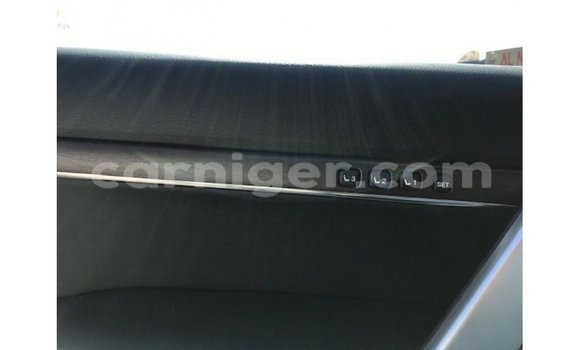 Buy Import Toyota Land Cruiser White Truck in Import - Dubai in Agadez Buy Import Toyota Land Cruiser White Truck in Import - Dubai in Agadez