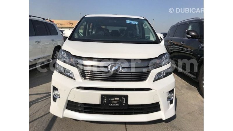 Big with watermark toyota vellfire agadez import dubai 6343