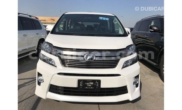 Buy Import Toyota Vellfire White Car in Import - Dubai in Agadez Buy Import Toyota Vellfire White Car in Import - Dubai in Agadez