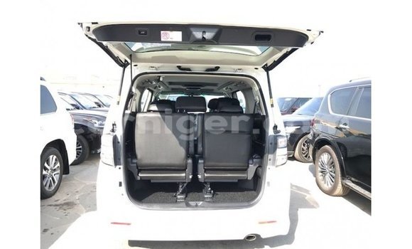 Buy Import Toyota Vellfire White Car in Import - Dubai in Agadez Buy Import Toyota Vellfire White Car in Import - Dubai in Agadez