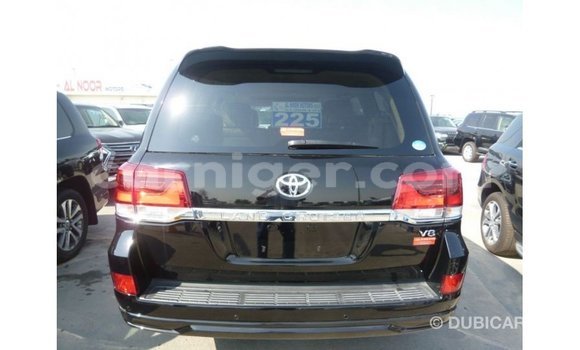 Buy Import Toyota Land Cruiser Black Truck in Import - Dubai in Agadez Buy Import Toyota Land Cruiser Black Truck in Import - Dubai in Agadez