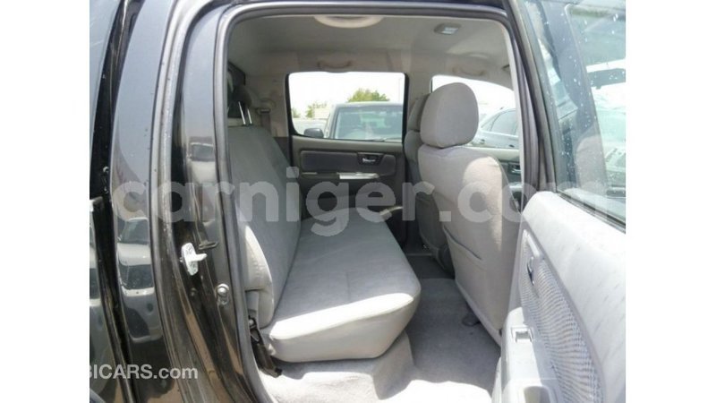 Big with watermark toyota hilux agadez import dubai 6354