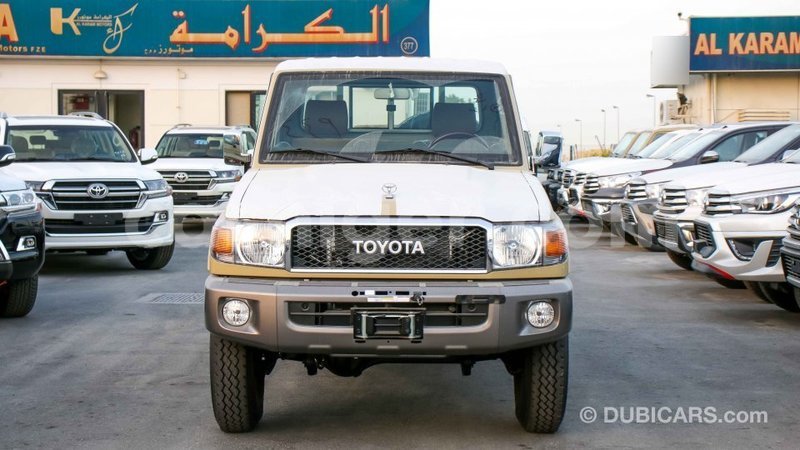 Big with watermark toyota land cruiser agadez import dubai 6358