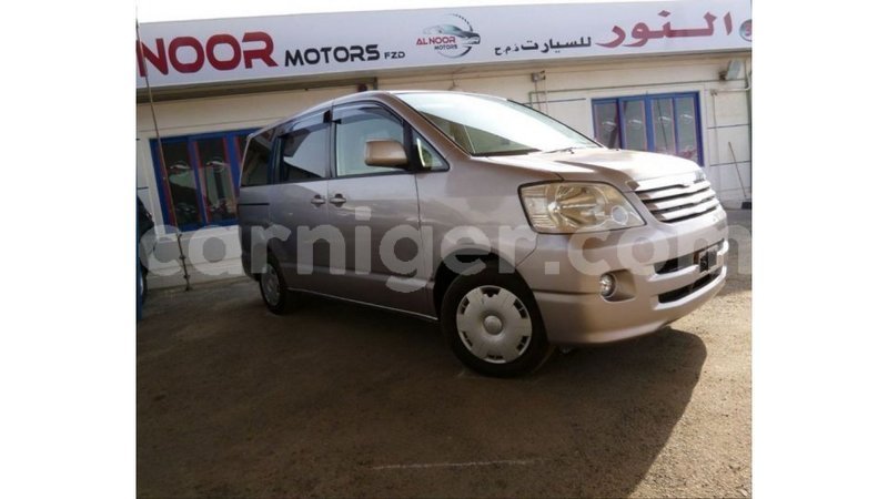 Big with watermark toyota voxy agadez import dubai 6359