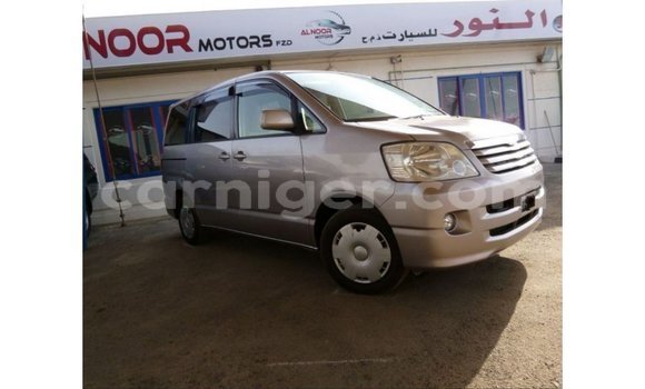 Buy Import Toyota Voxy Other Car in Import - Dubai in Agadez Buy Import Toyota Voxy Other Car in Import - Dubai in Agadez