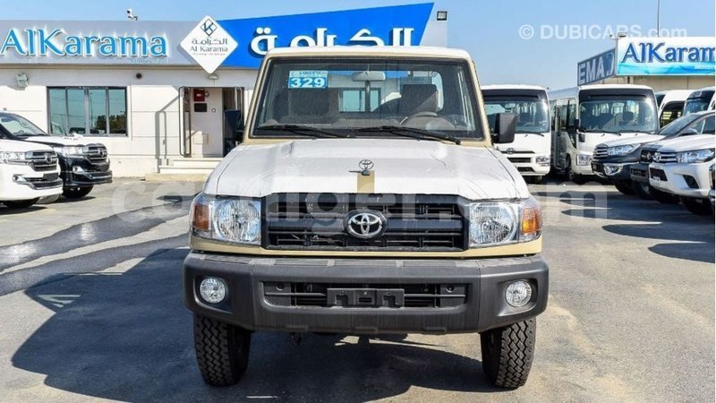 Big with watermark toyota land cruiser agadez import dubai 6361