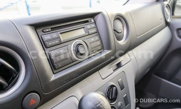 Sayi Imported Nissan Urvan White Mota in Import - Dubai a Agadez Sayi Imported Nissan Urvan White Mota in Import - Dubai a Agadez