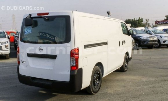 Sayi Imported Nissan Urvan White Mota in Import - Dubai a Agadez Sayi Imported Nissan Urvan White Mota in Import - Dubai a Agadez