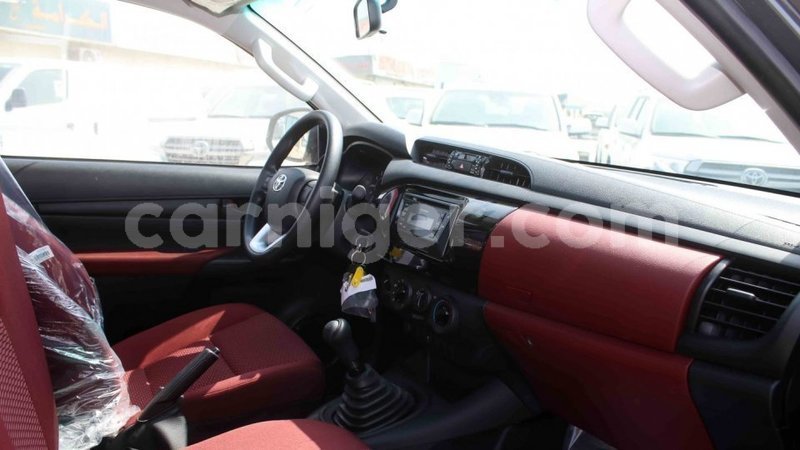 Big with watermark toyota hilux agadez import dubai 6367