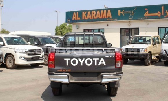 Buy Import Toyota Hilux Other Car in Import - Dubai in Agadez Buy Import Toyota Hilux Other Car in Import - Dubai in Agadez