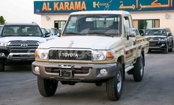 Buy Import Toyota Land Cruiser Beige Truck in Import - Dubai in Agadez Buy Import Toyota Land Cruiser Beige Truck in Import - Dubai in Agadez
