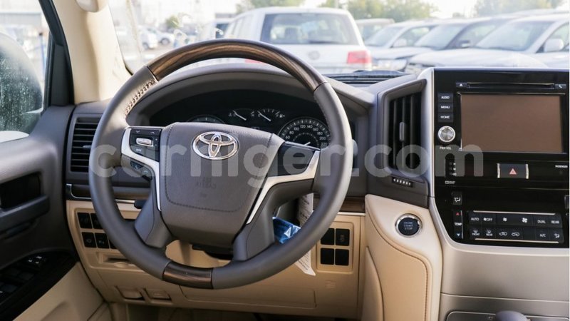 Big with watermark toyota land cruiser agadez import dubai 6372