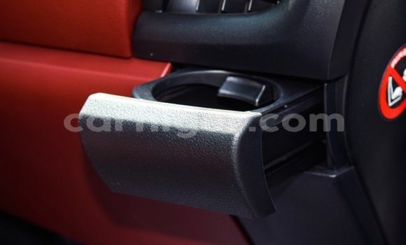 Sayi Imported Toyota Hilux White Mota in Import - Dubai a Agadez Sayi Imported Toyota Hilux White Mota in Import - Dubai a Agadez