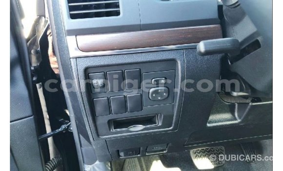 Buy Import Toyota Land Cruiser Black Truck in Import - Dubai in Agadez Buy Import Toyota Land Cruiser Black Truck in Import - Dubai in Agadez