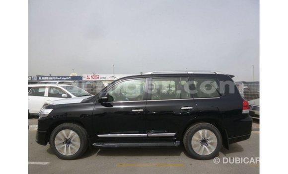 Acheter Import Utilitaire Toyota Land Cruiser Noir à Import - Dubai, Agadez Acheter Import Utilitaire Toyota Land Cruiser Noir à Import - Dubai, Agadez