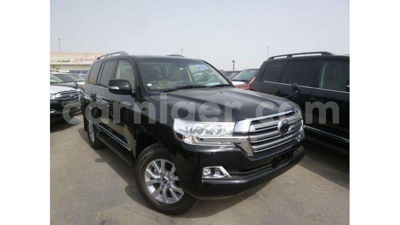 Big with watermark toyota land cruiser agadez import dubai 6385